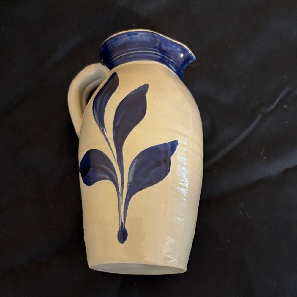 Williamsburg Pottery Blue and Cream Ceramic Vase